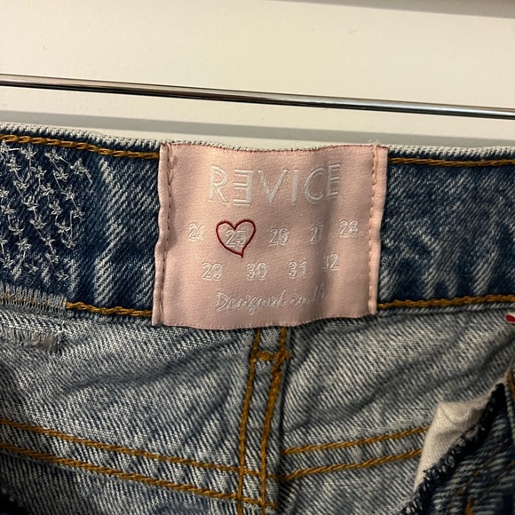 REVICE denim shorts 100% cotton- size 25 - Picture 4 of 6